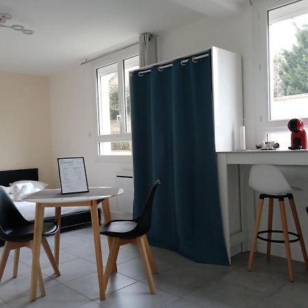 Studio Cosy Dans Residence Calme Et Privee Le Mans Szoba fotó